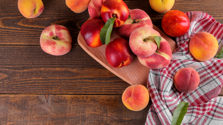 Assorted fresh peach varieties