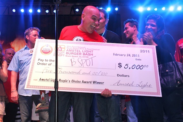 Iron Chef Michael Symon wins the People's Choice Award.