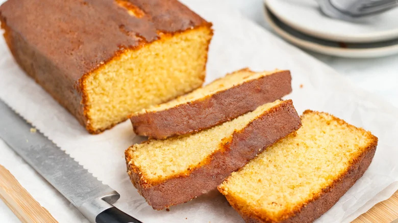sliced butter pound cake