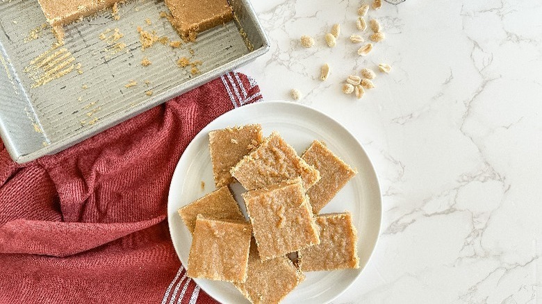 plate of peanut butter fudge
