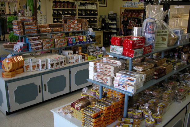 17. Hungry Dutchman Café at Nelis' Dutch Village — Holland, Mich.