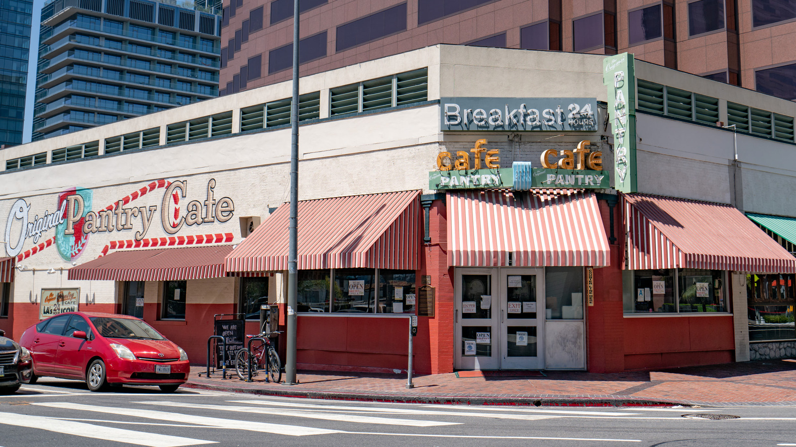 24 restaurants and bars turning 100 in 2024 - Vimarsana News