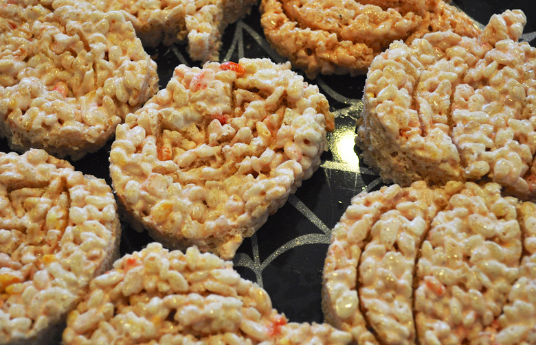 Trick-or-Treat Rice Krispie Treat