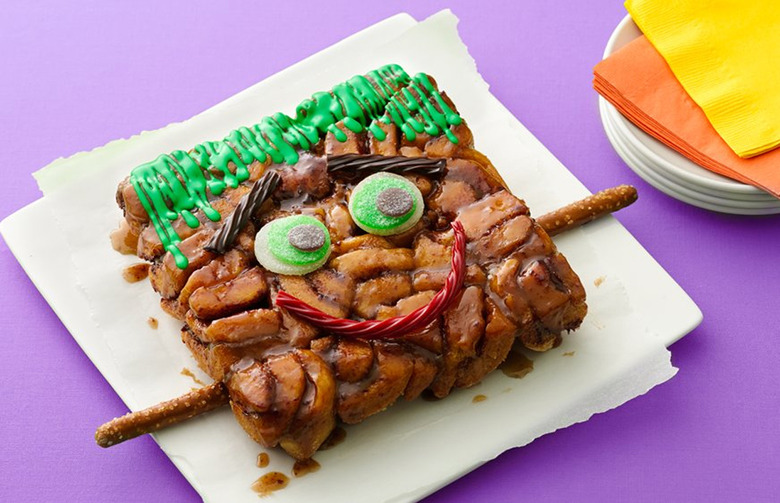 Frankenstein Monkey Bread 