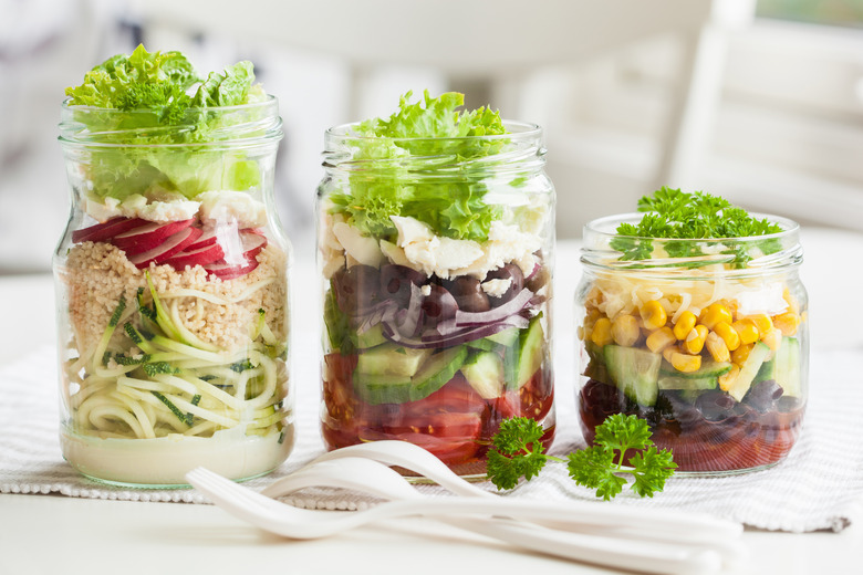 Mason Jar Salad Shakers With Dressing Droppers