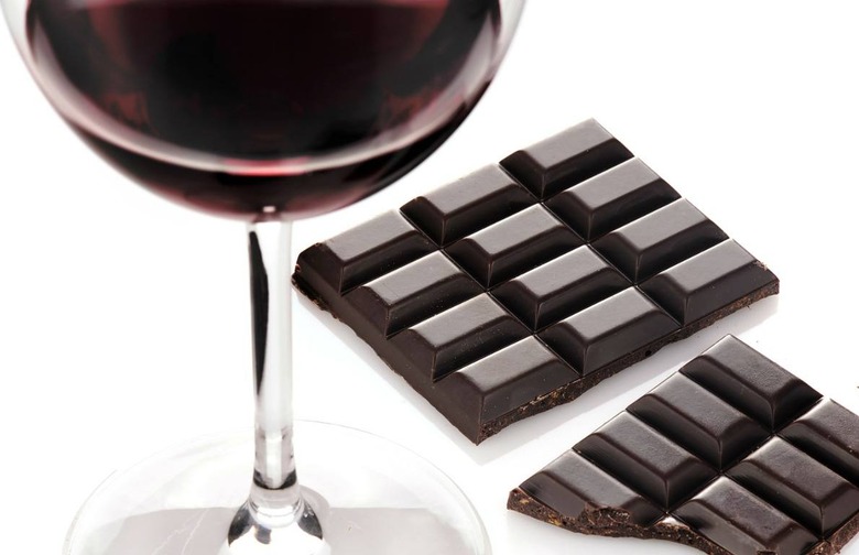 Skin: Flavonoids and Lycopene