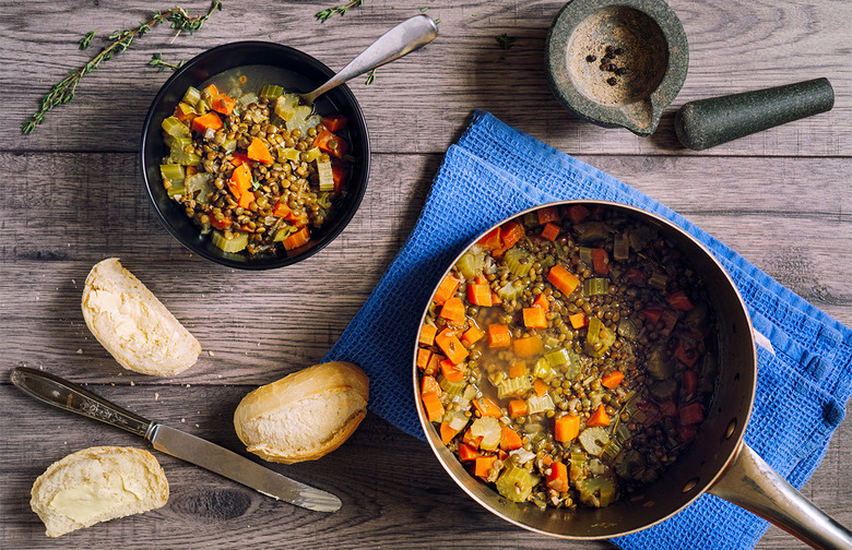 Tomato and Green Lentil Noodle Soup With Croutons