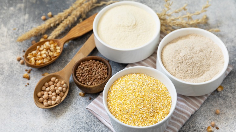 different types flour and grain