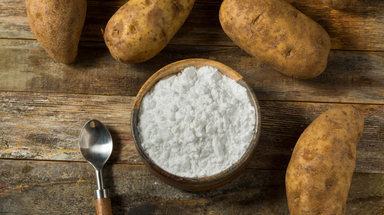 potato flour and potatoes