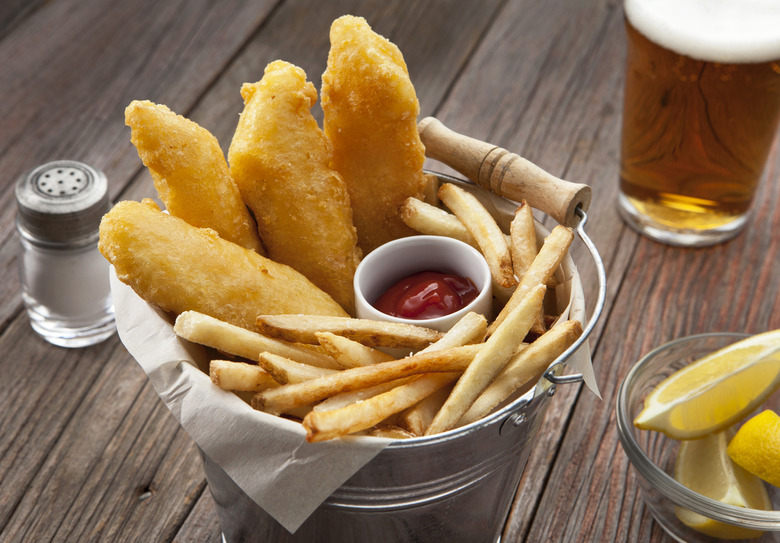 27 Unexpected Cocktail Hour Hors d'Oeuvres Slideshow