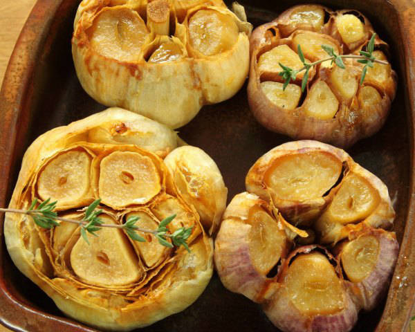 3 Ways to Use Roasted Garlic