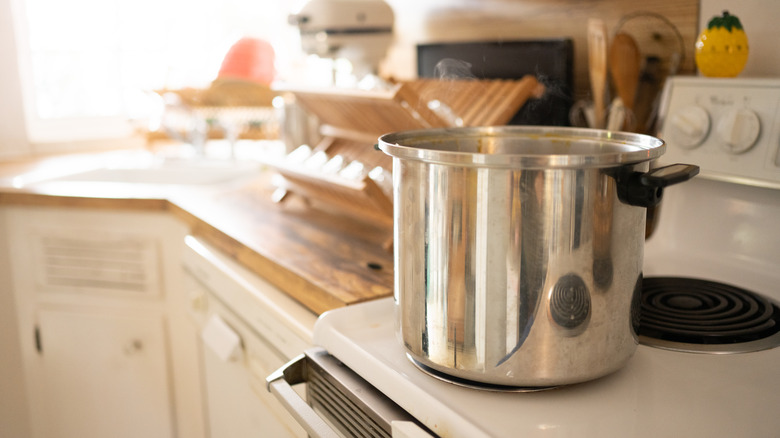 stockpot on stovetop