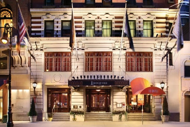 The Iroquois (New York City)