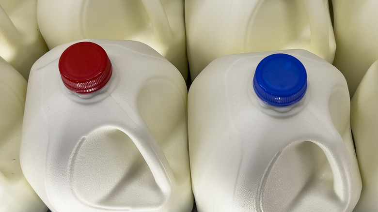 Overview of milk gallons