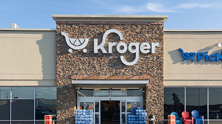 Exterior of Kroger grocery store