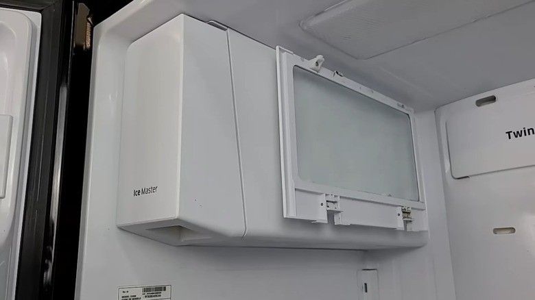 Ice maker inside a Samsung refrigerator