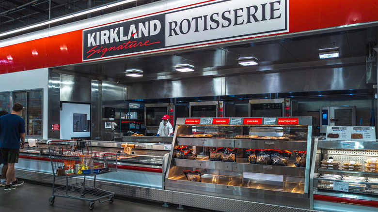 The rotisserie chicken section of the Kirkland Signature deli