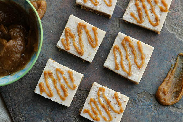 Oatmeal with a Fork — Raw Cinnamon Roll Bars with Tahini Date 'Caramel' Drizzle