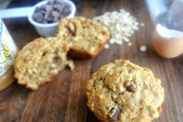 The Cooking Actress — Peanut Butter Chocolate Chip Oat Muffins