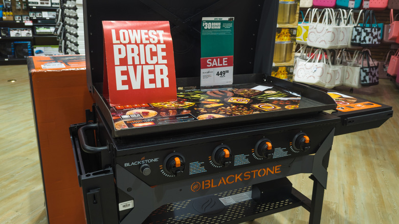 Blackstone griddle for sale with "LOWEST PRICE EVER" sign