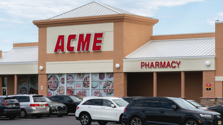 Acme market storefront and parking lot