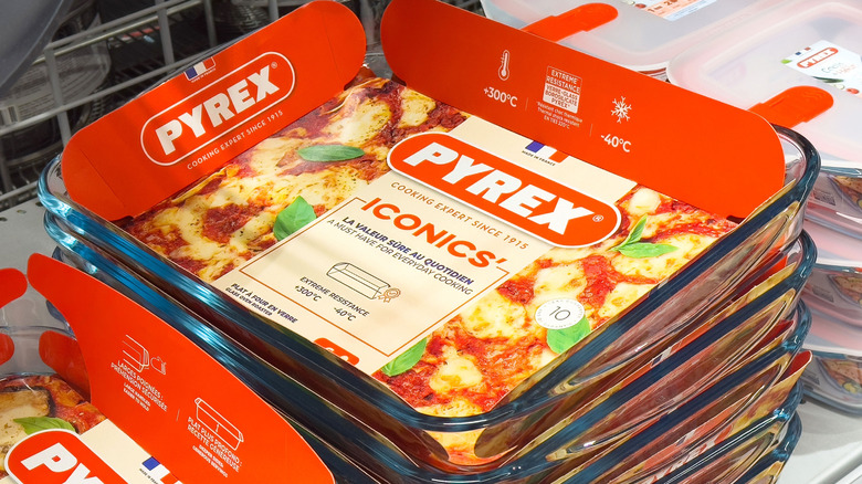 Pyrex containers