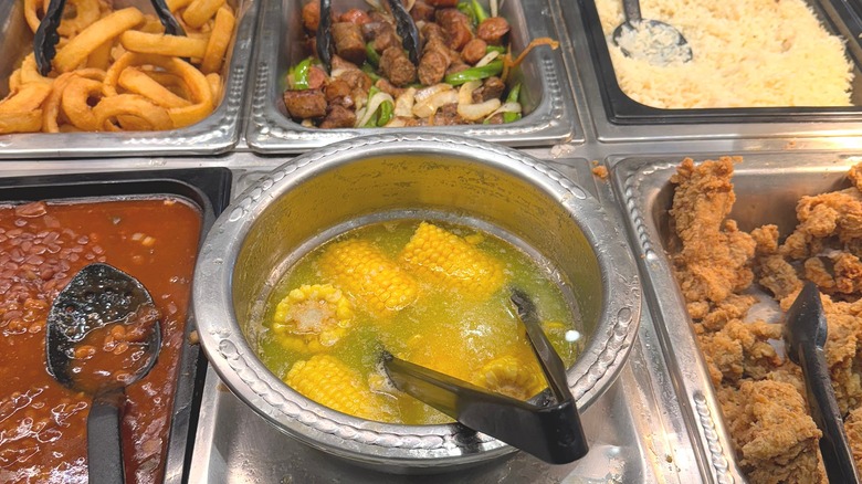 Various items at the Golden Corral buffet
