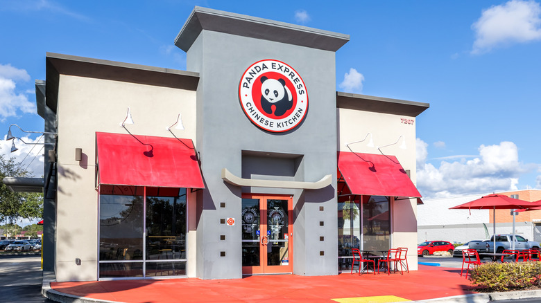 Front of a Panda Express with outdoor seating