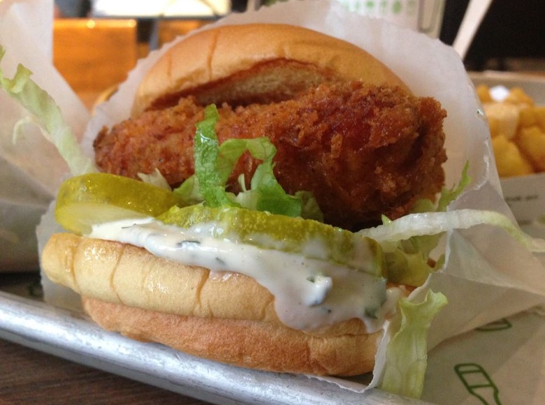 5 Reasons Why Shake Shack's ChickenShack Should Be Made Permanent