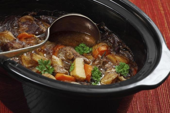 5 Things You Need to Know Before You Use Your Slow Cooker