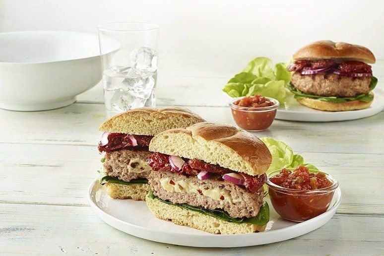 Jalapeño Jack Savory Stuffed Turkey Burgers With Salsa Mayo