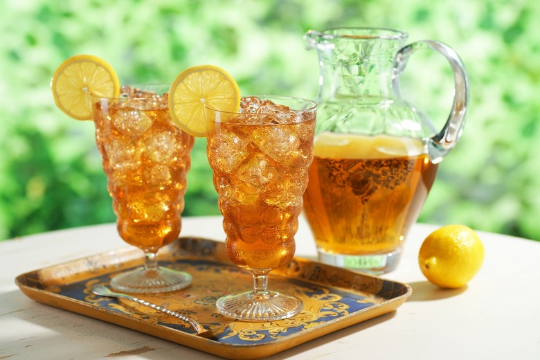 Make your own iced tea