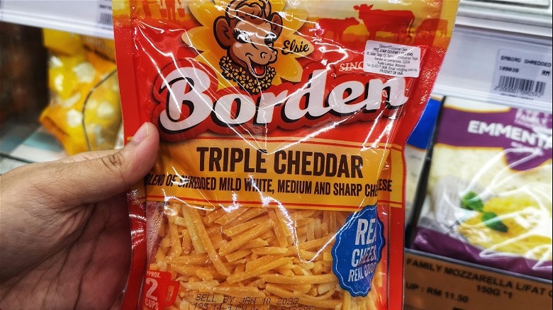 Borden triple cheddar cheese