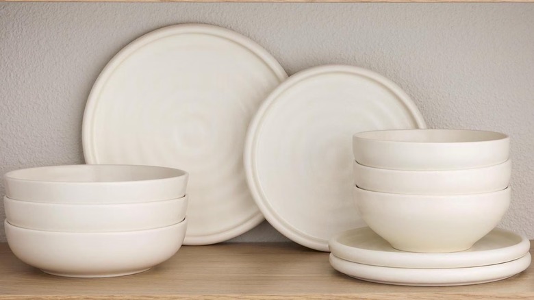 White plates and bowls