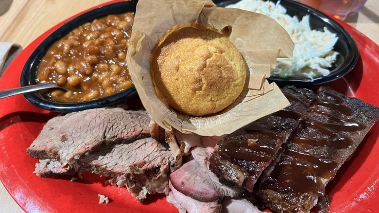 Sonny's BBQ Pick Of The Pit three-meat combo