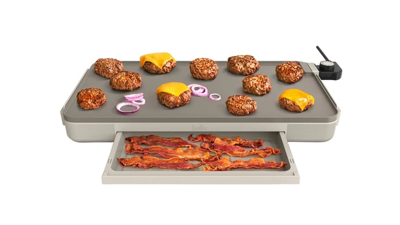 bella XL Griddle with Warming Tray on white background.