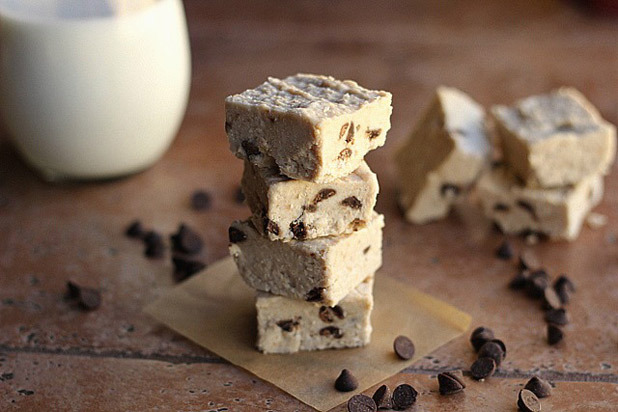 Oatmeal with a Fork — Chocolate Chip Detox Fudge (Dairy-Free, Vegan)