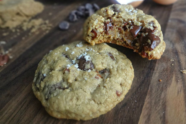 The Cooking Actress — Exceptional Chocolate Chip Cookies