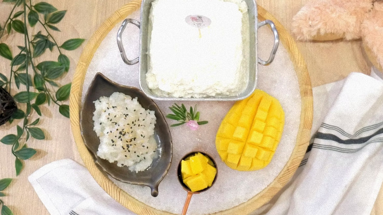 Mango sticky rice