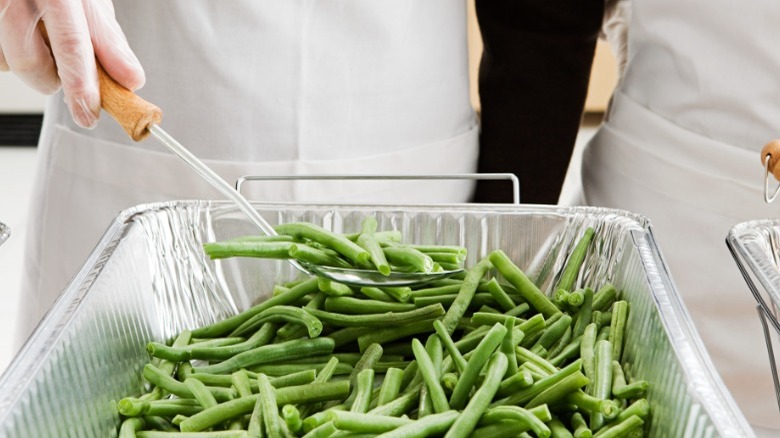 Green beans in foil tray