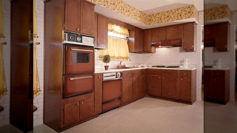 coppertone appliances in 70s kitchen
