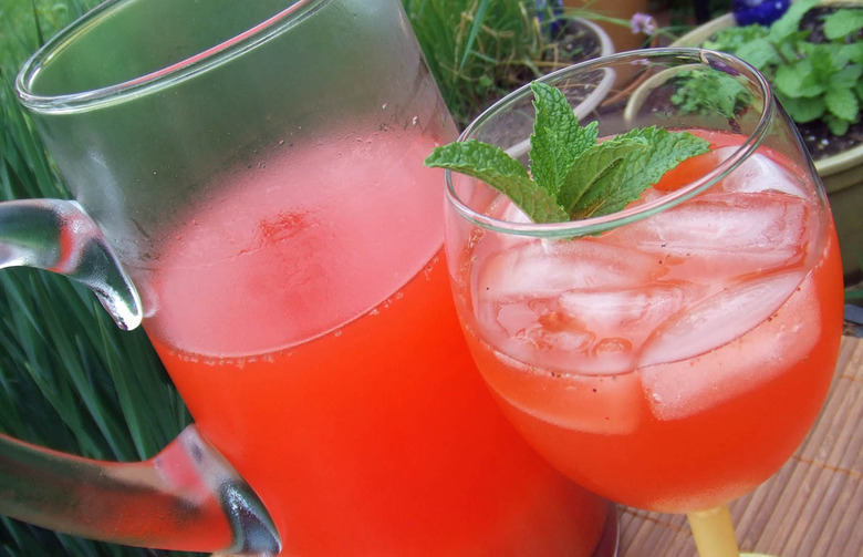 Strawberry Rhubarb Lemonade