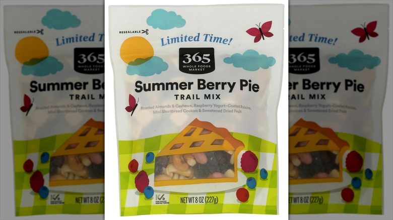 365 by Whole Foods Market Summer Berry Pie trail mix