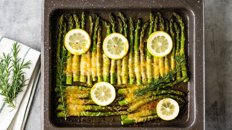 asparagus filling a baking tray