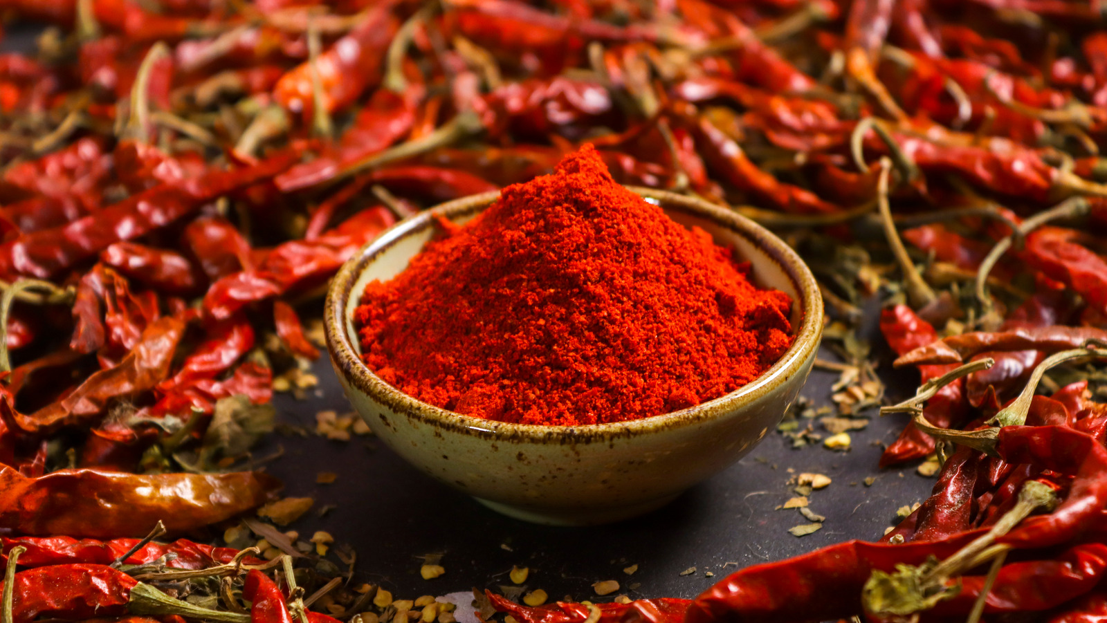 8 Best Substitutes For Smoked Paprika