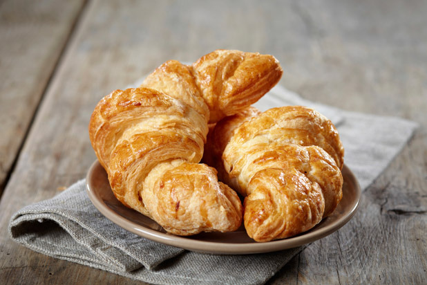 Accidental Locavore — France vs. the U.S.: Croissant Chowdown