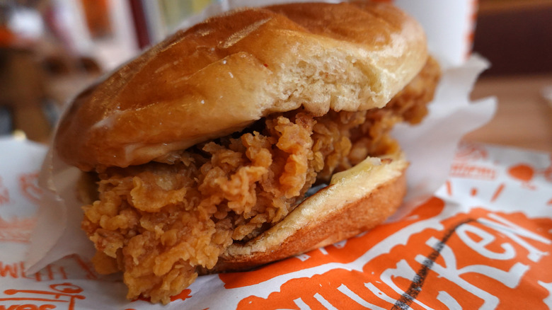 8 Fast Food Chains That Serve The Best-Value Portions In 2026