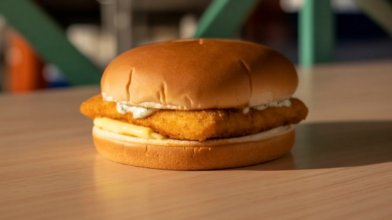 A fast food fish sandwich