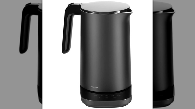 A black Zwilling Enfinigy Electric Kettle Pro on a white background