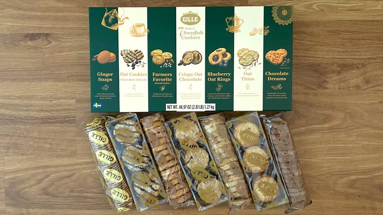Gille Swedish Cookies box and sleeves of cookies